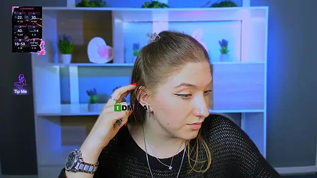 daisy candy online show from April 1, 1:28 am