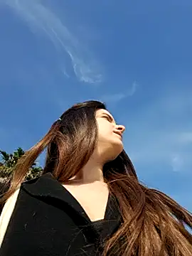 Snapshot of RaonXO chatting on January 18, 1:51 pm RaonXO online show from January 18, 1:51 pm