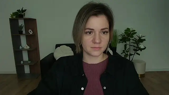Snapshot of MariaSttone chatting on December 3, 11:55 am MariaSttone online show from December 3, 11:55 am