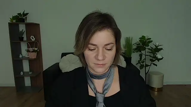Snapshot of MariaSttone chatting on December 10, 3:22 pm MariaSttone online show from December 10, 3:22 pm