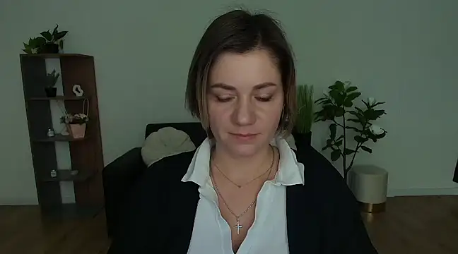Snapshot of MariaSttone chatting on December 15, 2:59 pm MariaSttone online show from December 15, 2:59 pm