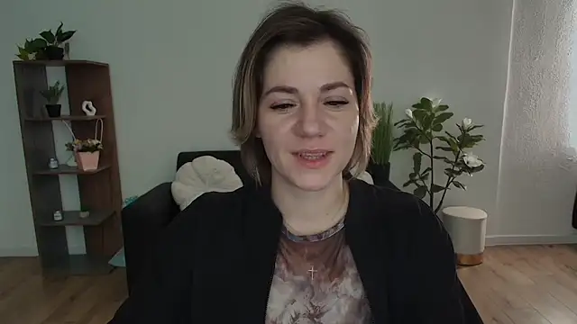 Snapshot of MariaSttone chatting on December 19, 12:12 pm MariaSttone online show from December 19, 12:12 pm
