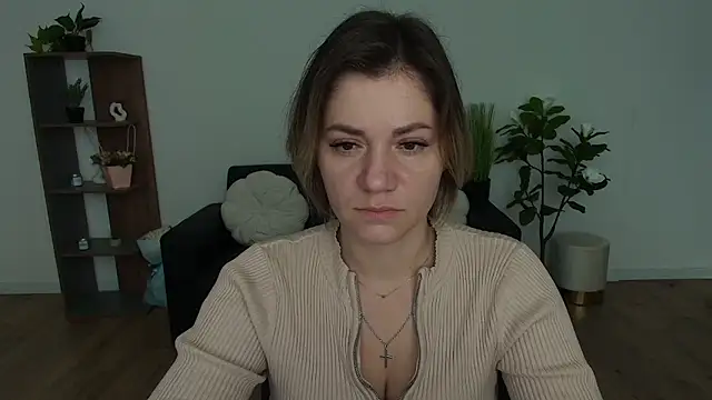 Snapshot of MariaSttone chatting on December 23, 11:47 am MariaSttone online show from December 23, 11:47 am