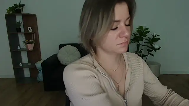 Snapshot of MariaSttone chatting on December 23, 3:33 pm MariaSttone online show from December 23, 3:33 pm
