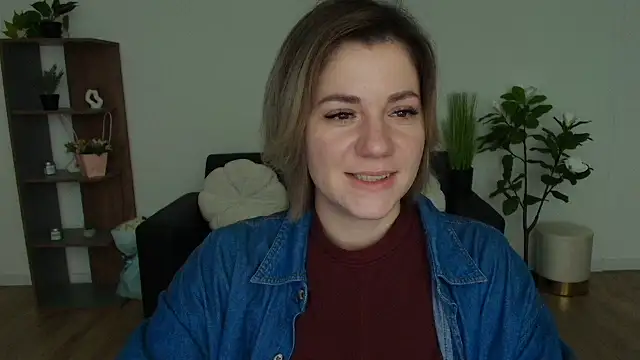 Snapshot of MariaSttone chatting on December 24, 3:37 pm MariaSttone online show from December 24, 3:37 pm