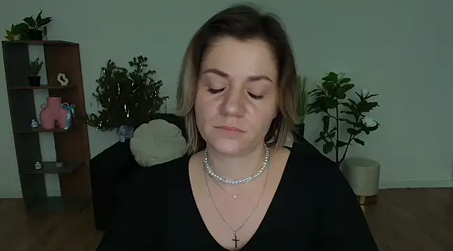 Snapshot of MariaSttone chatting on January 10, 2:13 pm MariaSttone online show from January 10, 2:13 pm