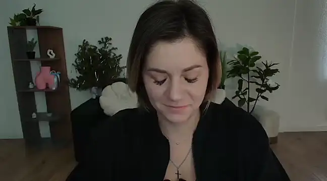 Snapshot of MariaSttone chatting on January 12, 10:23 am MariaSttone online show from January 12, 10:23 am