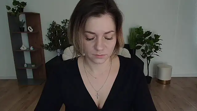 Snapshot of MariaSttone chatting on January 17, 9:06 am MariaSttone online show from January 17, 9:06 am