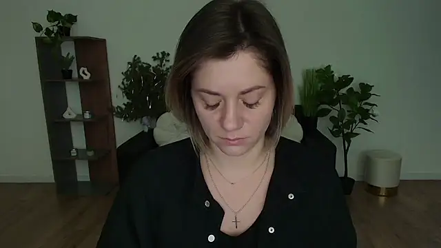 Snapshot of MariaSttone chatting on January 20, 1:53 pm MariaSttone online show from January 20, 1:53 pm