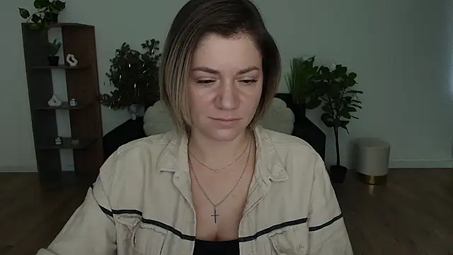 Snapshot of MariaSttone chatting on January 26, 1:04 pm MariaSttone online show from January 26, 1:04 pm