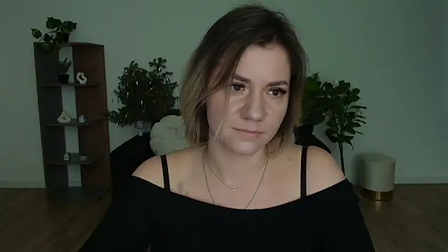 Snapshot of MariaSttone chatting on February 4, 1:27 pm MariaSttone online show from February 4, 1:27 pm