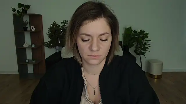 Snapshot of MariaSttone chatting on February 6, 2:04 pm MariaSttone online show from February 6, 2:04 pm