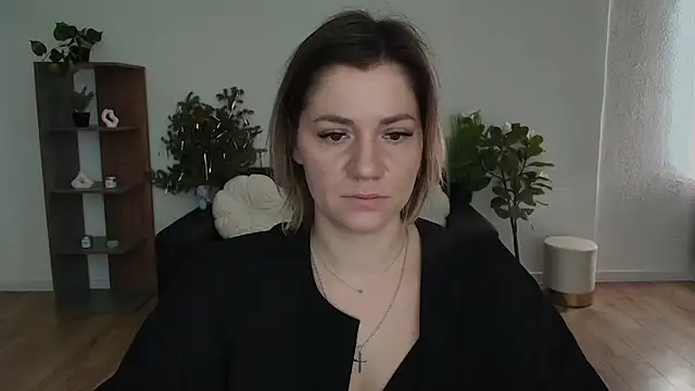 Snapshot of MariaSttone chatting on February 10, 2:59 pm MariaSttone online show from February 10, 2:59 pm