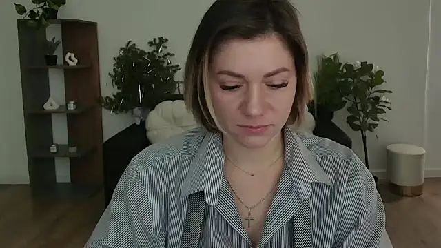 Snapshot of MariaSttone chatting on February 12, 11:40 am MariaSttone online show from February 12, 11:40 am