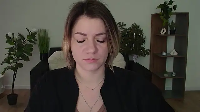 Snapshot of MariaSttone chatting on February 16, 11:05 am MariaSttone online show from February 16, 11:05 am