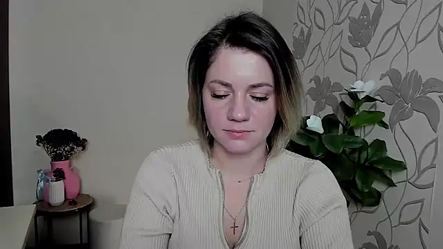 Snapshot of MariaSttone chatting on February 18, 7:09 pm MariaSttone online show from February 18, 7:09 pm