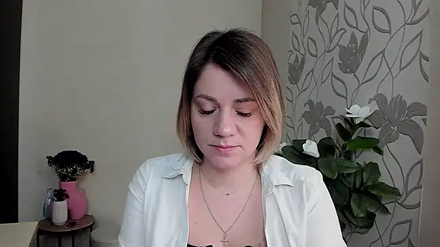 Snapshot of MariaSttone chatting on February 25, 11:41 am MariaSttone online show from February 25, 11:41 am