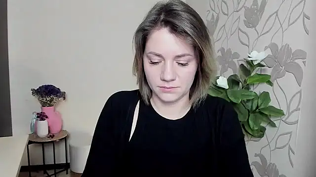 Snapshot of MariaSttone chatting on March 6, 5:00 pm MariaSttone online show from March 6, 5:00 pm