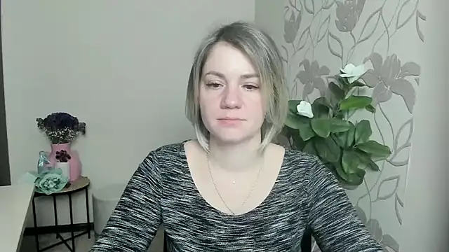 Snapshot of MariaSttone chatting on March 18, 9:10 pm MariaSttone online show from March 18, 9:10 pm