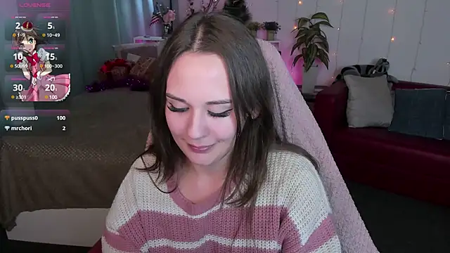 Snapshot of Makima_lee chatting on December 24, 7:44 pm Makima lee online show from December 24, 7:44 pm