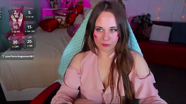 Snapshot of Makima_lee chatting on February 14, 4:41 pm Makima lee online show from February 14, 4:41 pm