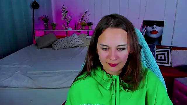 Snapshot of Makima_lee chatting on March 11, 7:47 pm Makima lee online show from March 11, 7:47 pm