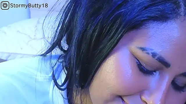 StormyButty18 online show from February 26, 10:04 am