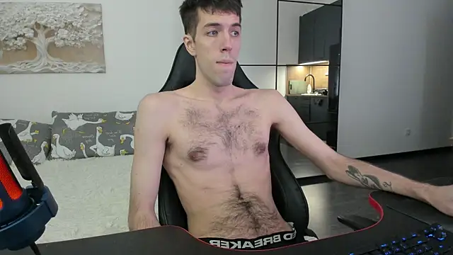 White Dylan online show from December 20, 7:15 am