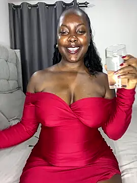 prettiepearl online show from January 11, 8:14 pm