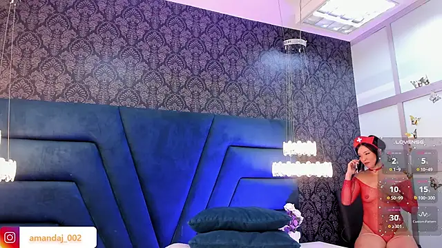 amandaaJones  online show from October 23, 7:34 pm