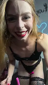 RuivaRaposinha online show from April 10, 1:00 am