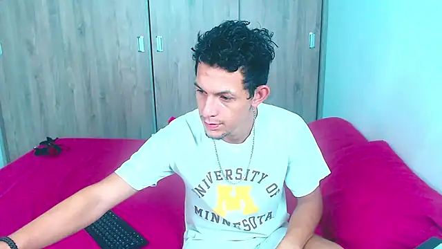 meridandwither online show from February 17, 11:29 am