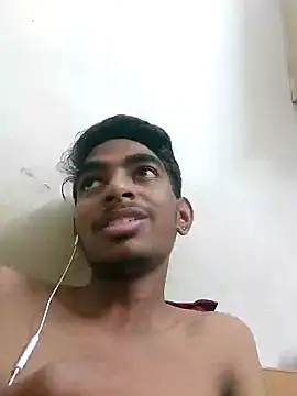 Snapshot of biggboyzz chatting on December 5, 11:49 am biggboyzz online show from December 5, 11:49 am