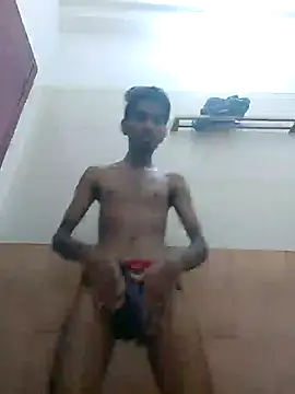 Snapshot of biggboyzz chatting on December 24, 10:28 pm biggboyzz online show from December 24, 10:28 pm