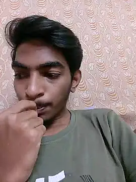 Snapshot of biggboyzz chatting on January 21, 1:11 pm biggboyzz online show from January 21, 1:11 pm