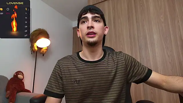 Snapshot of zenn_rush1 chatting on January 15, 11:32 am zenn rush1 online show from January 15, 11:32 am