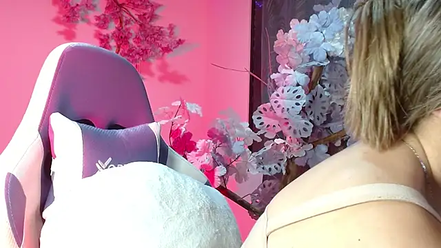 NaomiFox1 online show from April 23, 12:23 am