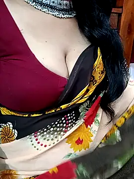 Snapshot of amala_ss chatting on January 12, 8:14 am amala ss online show from January 12, 8:14 am
