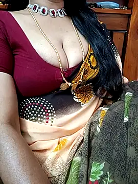 Snapshot of amala_ss chatting on February 16, 11:05 am amala ss online show from February 16, 11:05 am