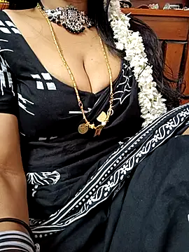 Snapshot of amala_ss chatting on February 20, 7:12 am amala ss online show from February 20, 7:12 am