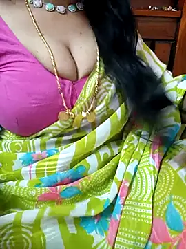 Snapshot of amala_ss chatting on March 1, 7:08 am amala ss online show from March 1, 7:08 am