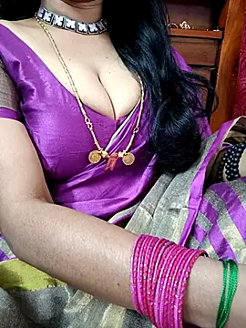 Snapshot of amala_ss chatting on March 3, 7:21 am amala ss online show from March 3, 7:21 am