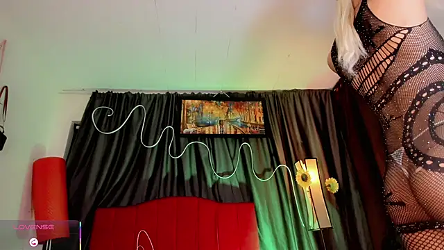 Gabyqueen70 online show from March 6, 3:03 am