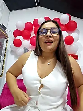 sofiafantasy online show from February 14, 4:52 pm