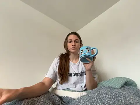 MissSwitch online show from January 6, 1:41 pm