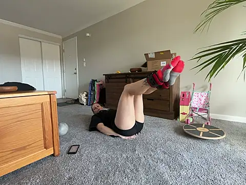 MissSwitch online show from March 14, 3:58 pm