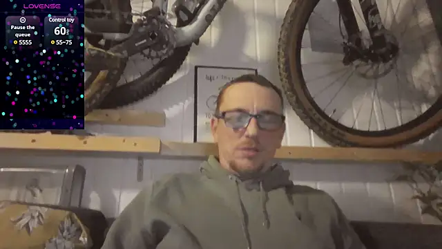 420Curvybabe online show from December 9, 8:12 pm