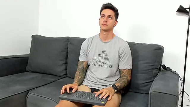 JeanBroc online show from October 4, 8:40 pm