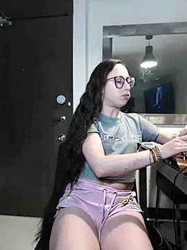 milena 23x online show from March 4, 5:00 am