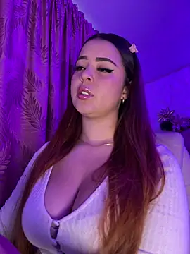 April Beckett1 online show from December 11, 10:47 am